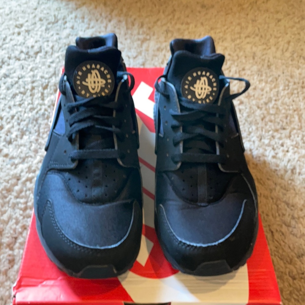 100% authentic,  Nike Air Huarache WITH BOX